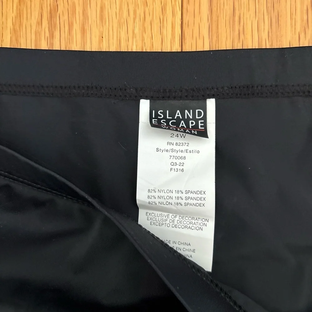 Island Escape Black Swim Skirt - Picture 2 of 5